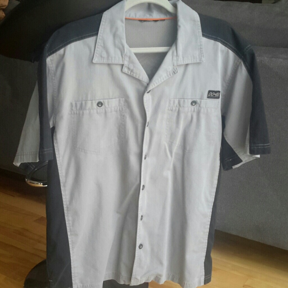 Harley-Davidson Men's large Short Sleeve Shirt